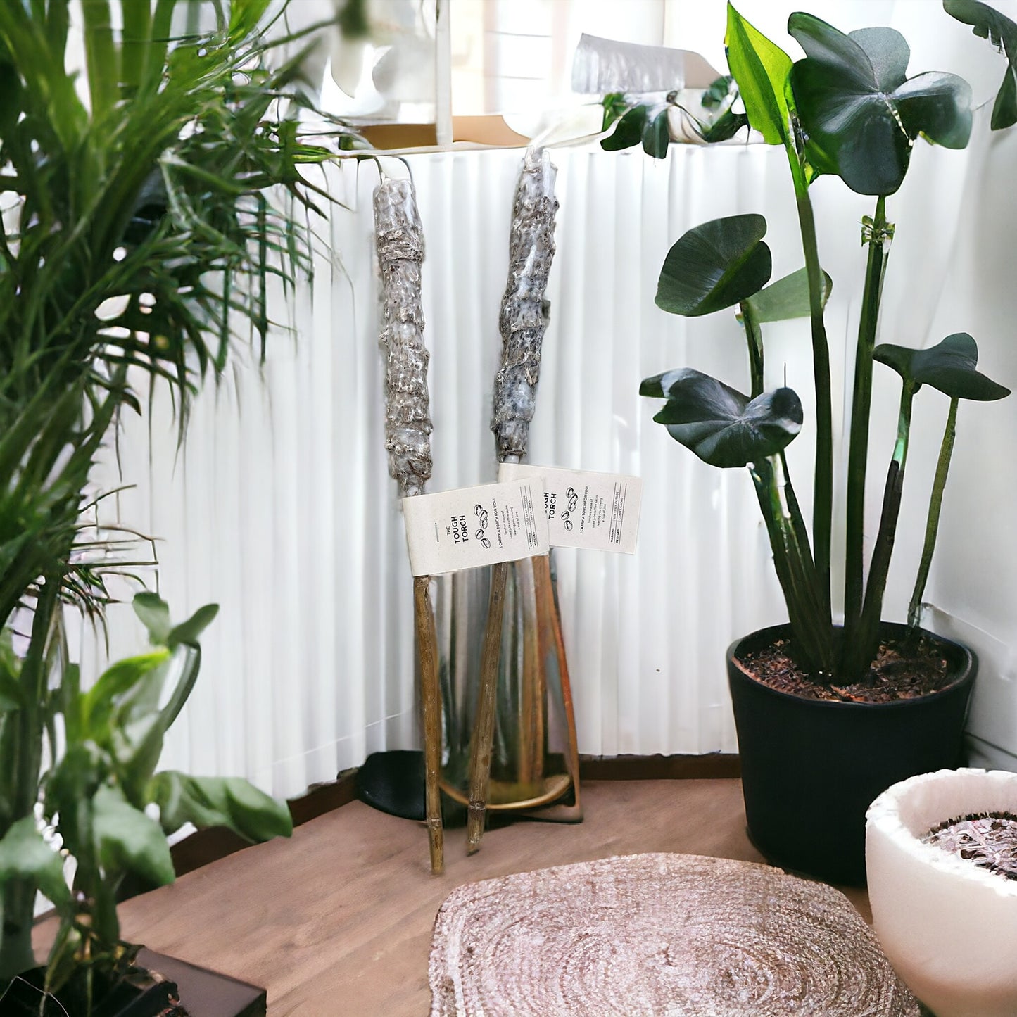 Tuinfakkel van koffiezakken